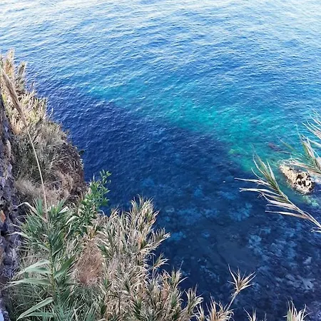 Apt.L- Cliff Residence Over The Ocean-500 Mbps Net Σπίτι διακοπών